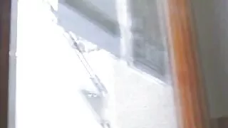 उहाँले छात्रावास मा घनिष्ठता गर्न केटा जबरजस्ती.