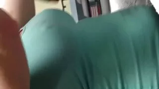 सुन्दरता सींग हुन्छ र एक मित्र संग सेक्स छ.