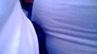 यो केटी एक मान्छे संग बकवास गर्न प्रतिस्थापन छ.