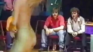 त्यो कास्टिंग मा मौखिक सेक्स छ.