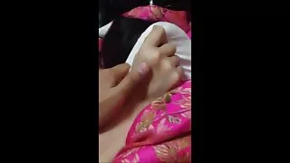 मायोपिकले नेत्र रोग विशेषज्ञलाई ब्लोजोब दिन्छ ।