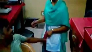 सौतेनी छोरी सुतिरहेको सौतेनी आमा गरेको कुखुरा बेकारी.