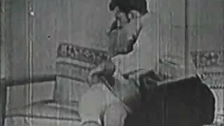 ती महिला र उनकी प्रेमिका पनि हुन्।